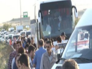 ANKARA'DA 3 YOLCU OTOBÜSÜNE POMPALI TÜFEKLE SALDIRI