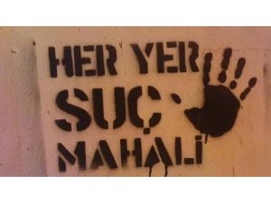 ÖĞRENCİSİNE TACİZLE SUÇLANAN ÖĞRETMENİN İTİRAFINA BERAAT