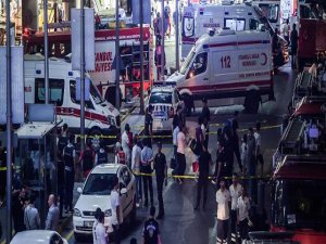 IŞİD'Lİ KATİLLERİ SİVİL POLİSLER İZLİYORMUŞ