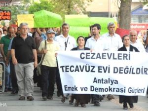 Cezaevleri Tecavüz Evlerine Döndü