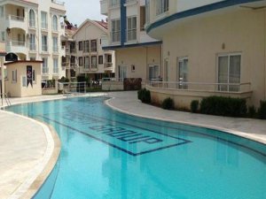 TATİL SİTESİNİN HAVUZUNDA ACI ÖLÜM