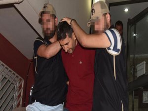 KÖPRÜYÜ KAPATAN ALBAY ANTALYA'DA YAKALANDI