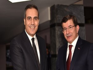 AKP KULİSLERİNDE DAVUTOĞLU HAKAN FİDAN DEPREMİ
