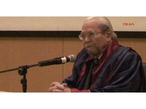 DÜNYACA ÜNLÜ TARİHÇİ HALİL İNALCIK HAYATINI KAYBETTİ