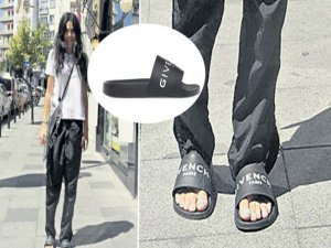 ASENA ATALAY'IN AYAĞINDAKİ TERLİKLERİNİN FİYATI ŞAŞIRTTI