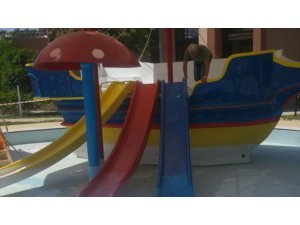 ANTALYA'DA 5 YILDIZLI OTELDE KAYDIRAK FACİASI