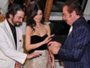 Ahmet Kural nişanlandı