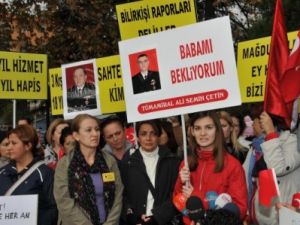 Şok İstifadan Sonra Deniz Kuvvetlerinde Tek Oramiral Kaldı