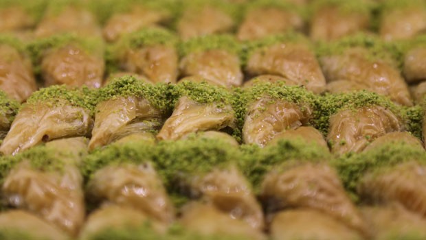 'BAKLAVACI GÜLLÜOĞLU'NDAN GÖZALTI AÇIKLAMASI