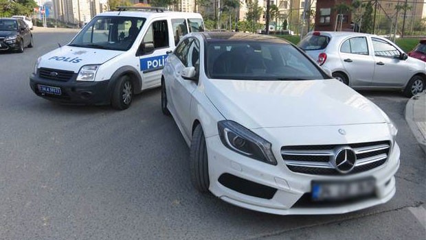 ATAŞEHİR'DE LÜKS REZİDANSTA SİLAHLI SALDIRI