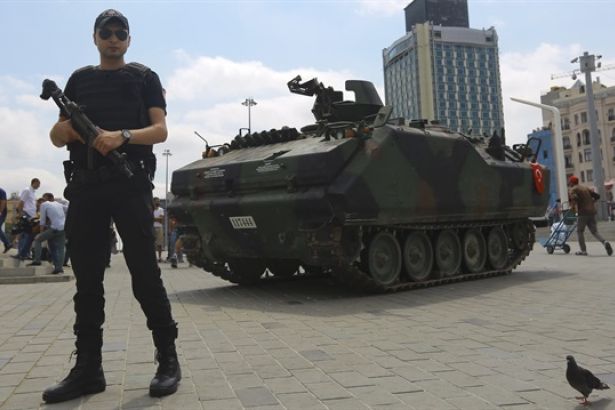 AKP'DEN ERKEN SEÇİM AÇIKLAMASI