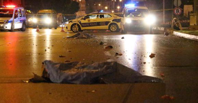 ANTALYA'DA FECİ KAZA; 2 ÖLÜ