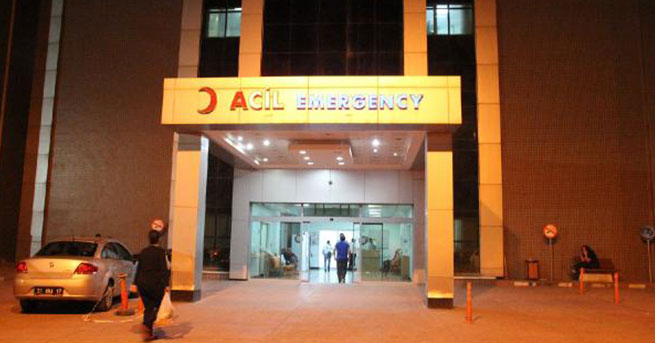 100 ASKER YEMEKTEN HASTANELİK OLDU