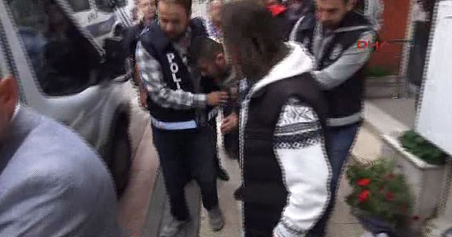 METROBÜSTEKİ 'ŞEMSİYELİ SALDIRGAN'LA İLGİLİ YENİ GELİŞME