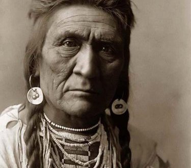 Kızılderililerin saçları neden uzun ?