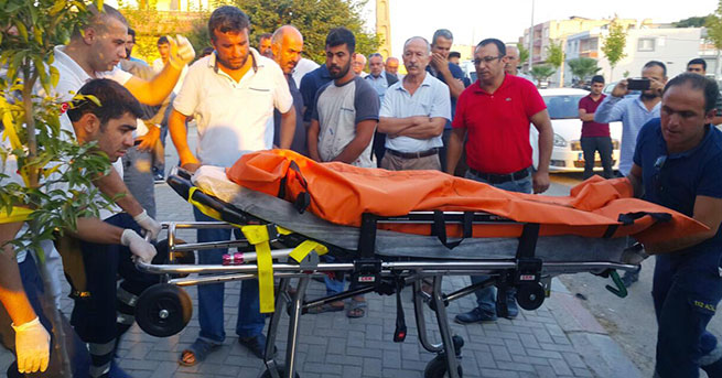 ŞİZOFRENİ HASTASI ANNESİNİN BAŞINI EZEREK ÖLDÜRDÜ