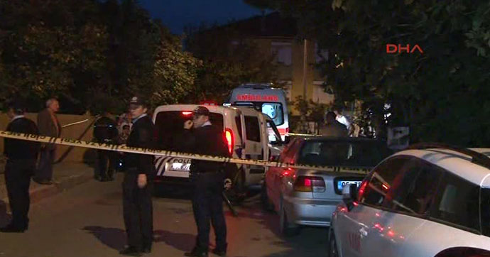 ÇOCUĞUNU GÖRMEYE GİTTİĞİ EVDE ÖLDÜRÜLDÜ