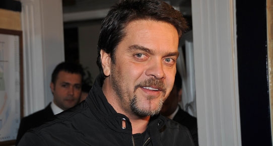 BEYAZ'DAN SÜRPRİZ AÇIKLAMA