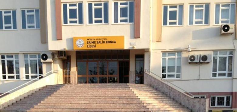 ANTALYA'DA LİSEDE EŞCİNSEL SKANDALI