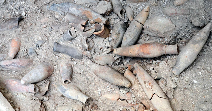 ARKEOLOJİK KAZIDA 1400 YILLIK DEPRESYON İLAÇLARI BULUNDU