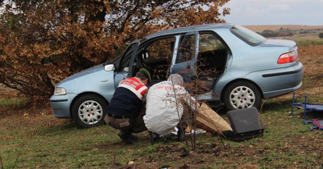 OTOMOBİLDE CİNSEL İLİŞKİ SONU OLDU