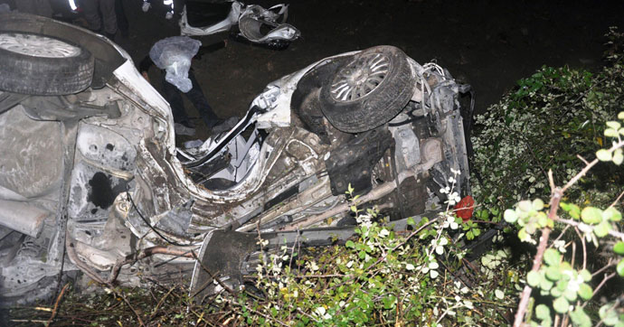 SAKARYA'DA AŞIRI HIZ FACİASI; 2ÖLÜ