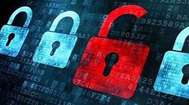 TÜRKİYE'DE İNTERNET KESİLMEZSE KİM UYUYAMIYOR