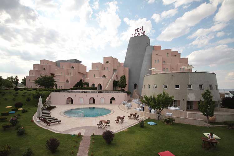 BİR ÜNLÜ OTEL DAHA KAPANDI