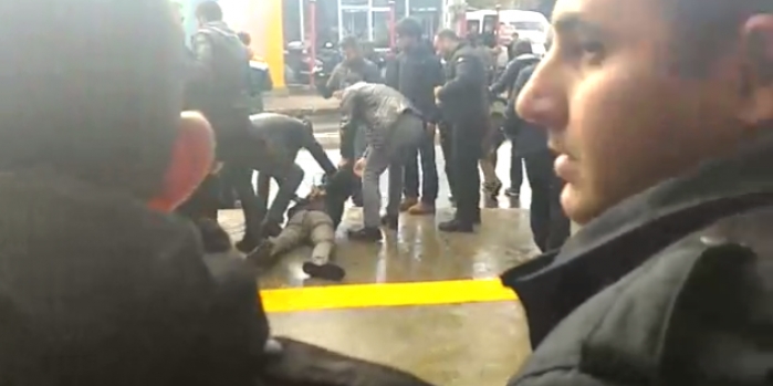 BOĞAZİÇİ ÜNİVERSİTESİNE POLİS MÜDAHALESİ; ÖĞRENCİLER GÖZALTINDA