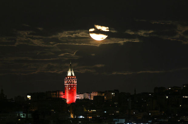 NASA'DAN SÜPER DOLUNAY AÇIKLAMASI