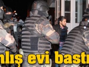 Polis Yanlış Evi Bastı