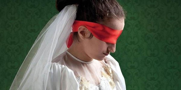 AKP'DEN GERİ ADIM;TÜRKİYE DİRENDİ ÇOCUK GELİNLER KAZANDI