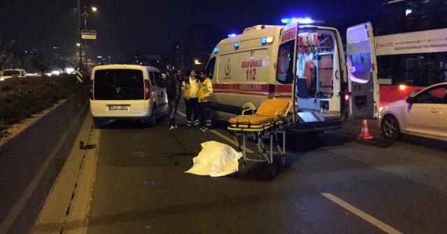 İSTANBUL'DA FECİ KAZA;ANNE KIZ ÖLDÜ