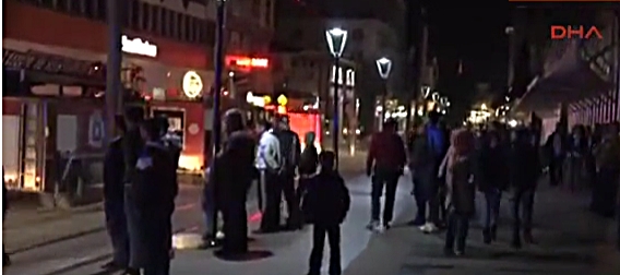 ANTALYA'DA MAĞAZA YANGINI