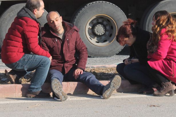 KONYA'DA KAMYON FACİASI ; 1 ÖĞRENCİ ÖLDÜ 14 ÖĞRENCİ YARALI