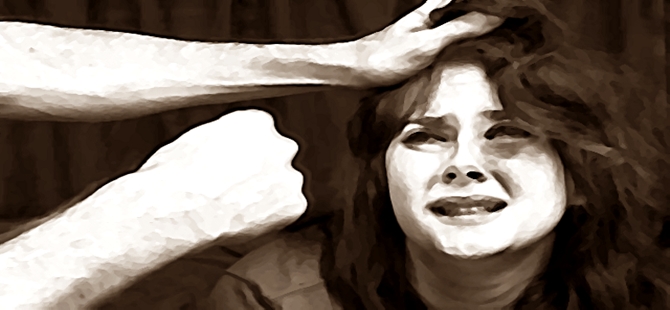 ADANA'DA VAHŞET; 21 YAŞINDA EŞİNİ ÖLDÜRESİYE DÖVDÜ