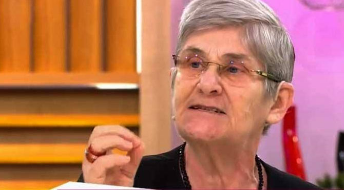 CANAN KARATAY MİLYONLARI BÖYLE AĞLATTI