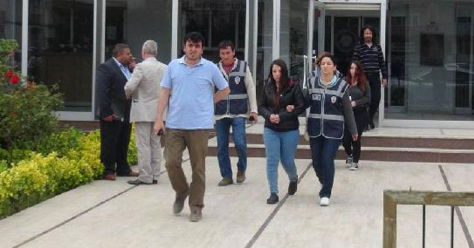 BEBEĞİNİ ÖLDÜRÜP DENİZE ATAN ÜNİVERSİTELİYE CEZA YAĞDI