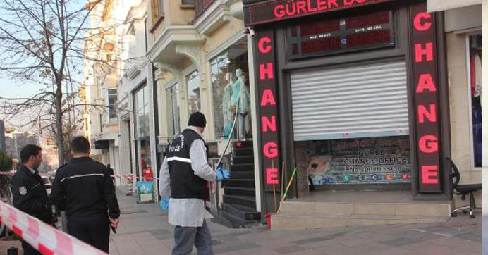 İSTANBUL'DA MİLYONLUK DÖVİZ SOYGUNU; 2 KİŞİ YARALI