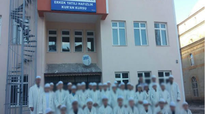 KURAN KURSUNDA TECAVÜZ REZALETİ;13 ERKEK ÖĞRENCİ