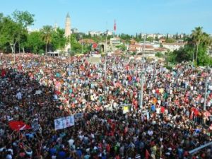 Gezi Parkı Eylemcilerine Dava