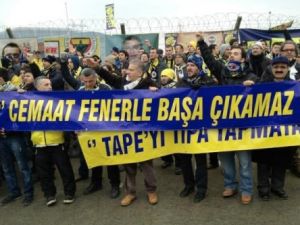 Cemaat Rengini Belli Etti