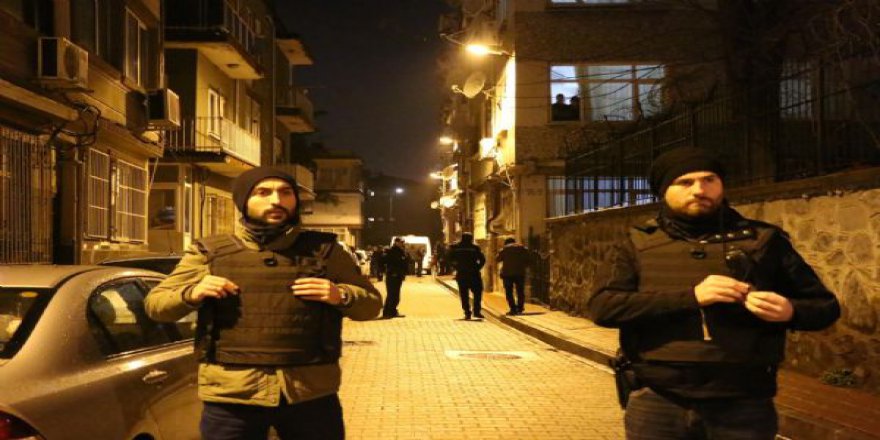 İSTANBUL EMNİYET MÜDÜRLÜĞÜ VE AKP İL BİNASINA ROKETLİ SALDIRI