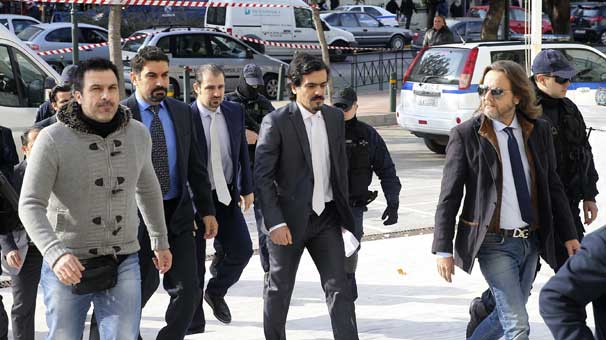 YUNANİSTAN DARBECİLER KARARINI VERDİ