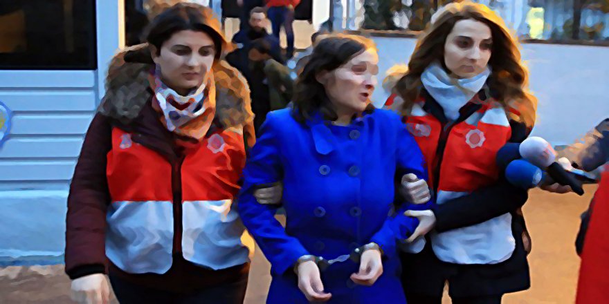 BEBEĞİNİ DENİZE ATAN ANNEDEN KAN DONDURAN İFADE