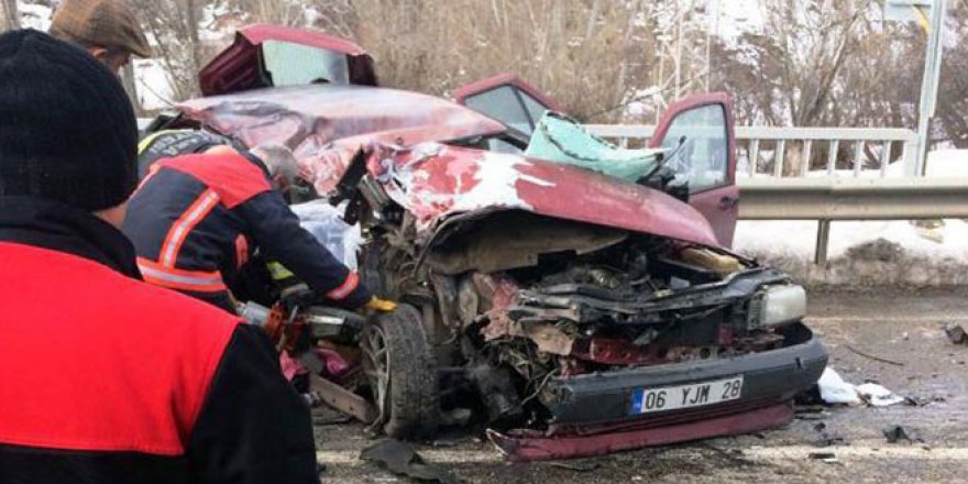 ANKARA'DA FECİ KAZA: 3 ÖLÜ 3 YARALI