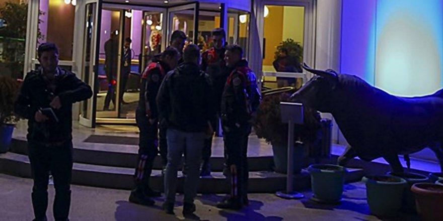 ANKARA'DA LÜKS OTELDE DÜĞÜNE KANLI SALDIRI; 2 ÖLÜ 2 YARALI