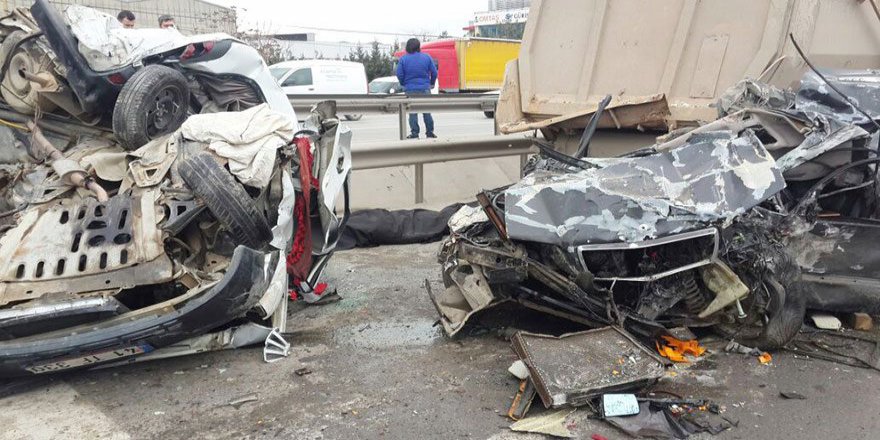 GEBZE'DE FACİA: 1 ÖLÜ 10'DAN FAZLA YARALI