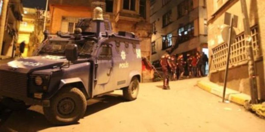 BEYOĞLU'NDA PATLAMA