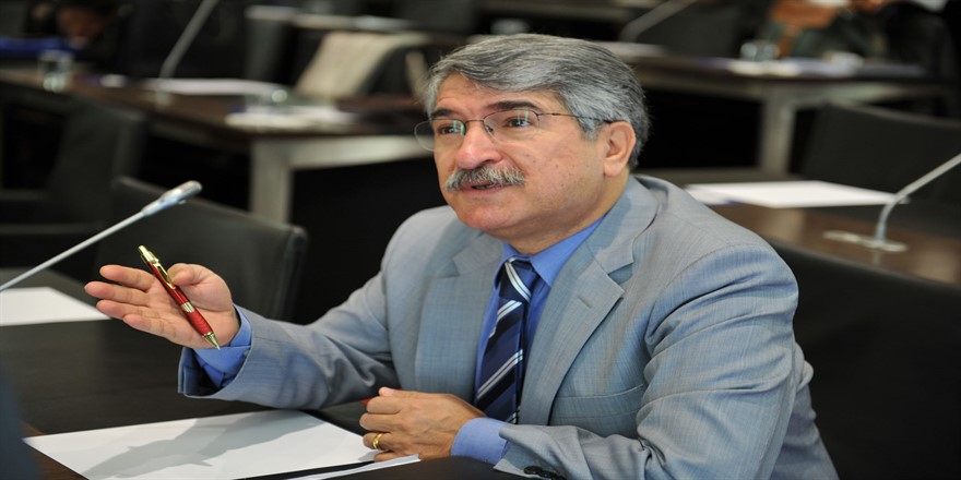 TEHLİKENİN FARKINDAYDI